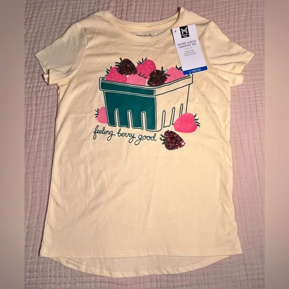 Girl’s Strawberry Sequin Tee Size Large 10 - 12 Yellow NWT - Picture 2 of 4